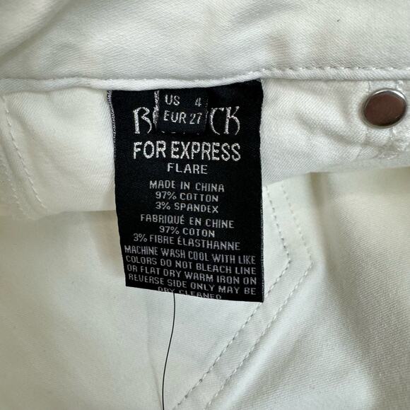 NEW Rerock for Express White Low Rise Flare Denim Jeans Silver Stitching Size 4 - Picture 8 of 8